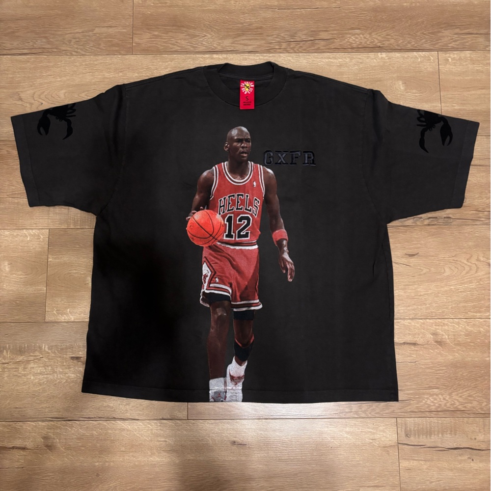 Black Graphic T-Shirt with Basketball Player Print